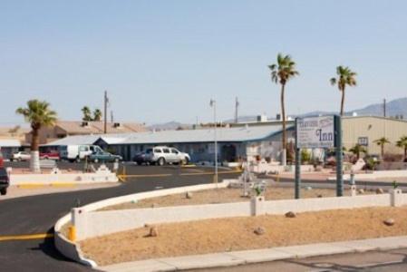 مدينة ليك هافاسو Havasu Inn & Suites المظهر الخارجي الصورة